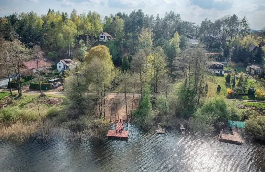 Najlepsze pola namiotowe nad jeziorem Kujawsko-Pomorskie na wakacje