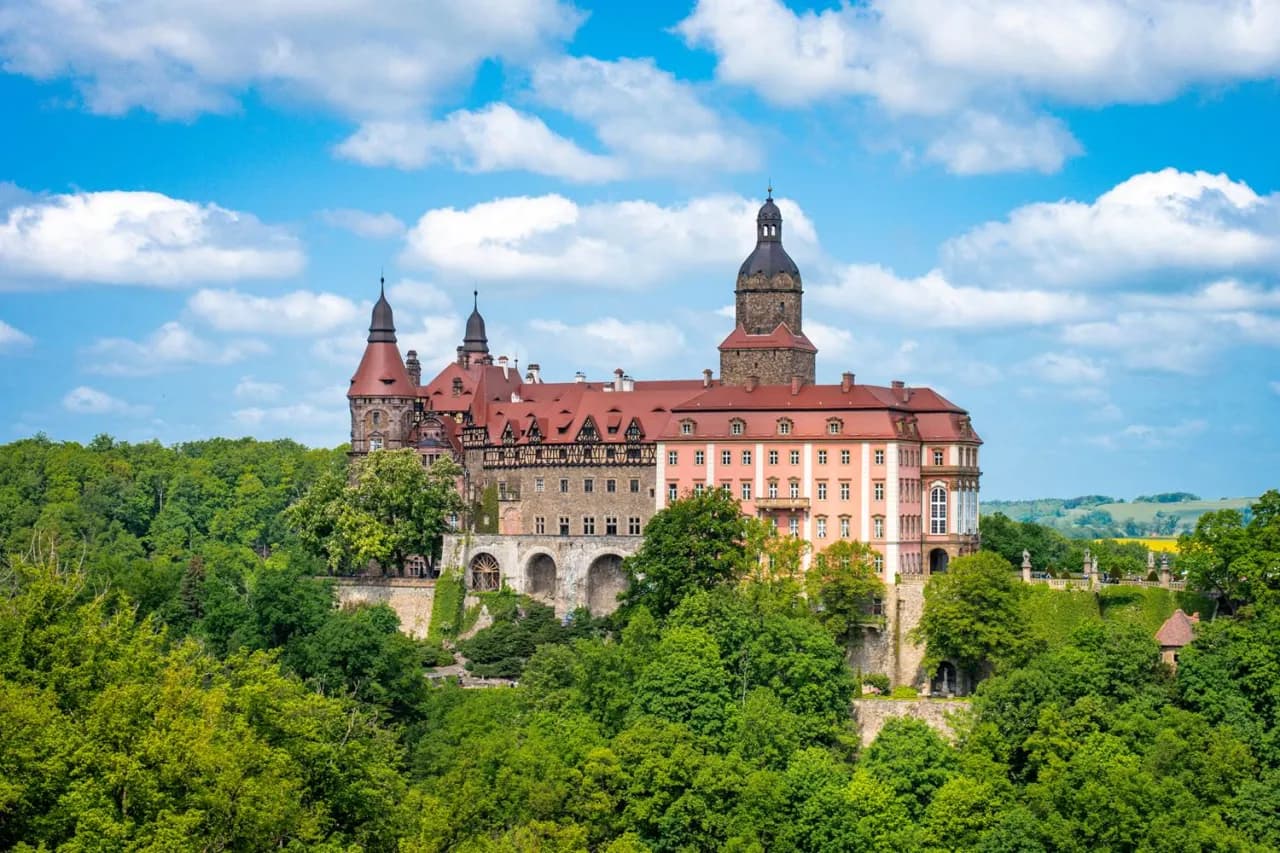 Ile dokładnie zamków jest w Polsce? Lista i lokalizacje najważniejszych