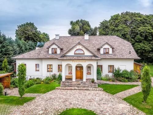 Dworek Polski Chojno - komfortowe noclegi z atrakcjami w okolicy